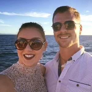 Meet your Posher, Mikie